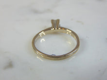 Load image into Gallery viewer, Vintage Estate Women&#39;s 14K White Gold, Diamond Ring, 1.8g E3240