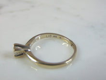 Load image into Gallery viewer, Vintage Estate Women&#39;s 14K White Gold, Diamond Ring, 1.8g E3240
