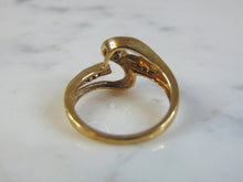 Load image into Gallery viewer, Womens Vintage Estate 10K Yellow Gold Diamond Ring 3.3g E3247