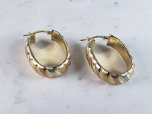 Load image into Gallery viewer, Womens Vintage Estate 14K Multi Tone Gold Earrings 4.3g E3286