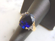 Load image into Gallery viewer, Women&#39;s Vintage Estate 14K Gold Sapphire &amp; Diamond Ring 7.1g E3308