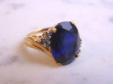 Load image into Gallery viewer, Women&#39;s Vintage Estate 14K Gold Sapphire &amp; Diamond Ring 7.1g E3308