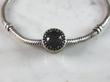 Load image into Gallery viewer, Womens Vintage Estate Sterling Silver Pandora Bracelet 16.2g E3400