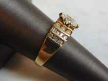 Load image into Gallery viewer, Women's Vintage Estate 14K Yellow Gold .92cts Diamond Ring 6.3g E3347