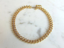 Load image into Gallery viewer, Womens Vintage Estate 14K Gold Diamond Tennis Bracelet 9.2g E3385