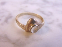Load image into Gallery viewer, Womens Vintage Estate Sterling Silver Modernist Heart Ring 2.7g #E3430