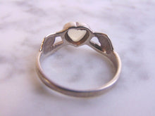 Load image into Gallery viewer, Womens Vintage Estate Sterling Silver Modernist Heart Ring 2.9g #E3438