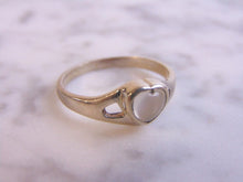 Load image into Gallery viewer, Womens Vintage Estate Sterling Silver Modernist Heart Ring 3.0g #E3443