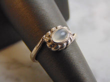 Load image into Gallery viewer, Womens Vintage Estate Sterling Silver Modernist Ring 3.3g #E3448