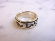 Load image into Gallery viewer, Vintage Estate Sterling Silver Bare Foot Spinner Meditation Ring 7.5g E3519