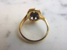 Load image into Gallery viewer, Women&#39;s Vintage Estate 14K Yellow Gold Diamond Cluster Ring, 3.6g E3529