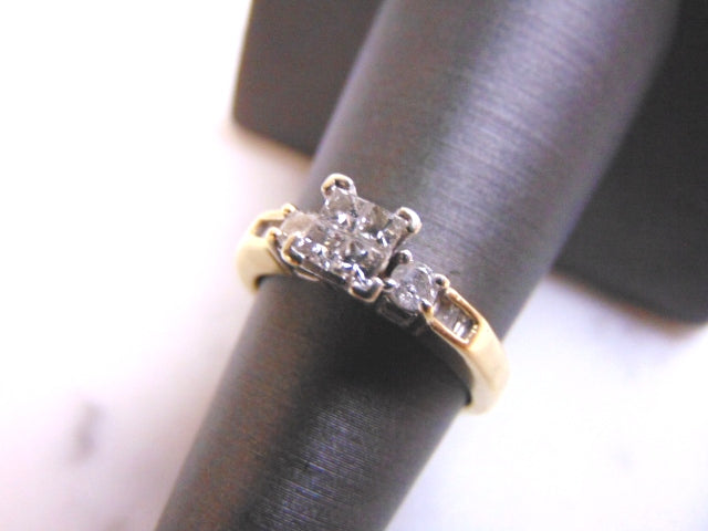 Women's Vintage Estate 14K Yellow Gold Diamond Ring, 3.7g E3550