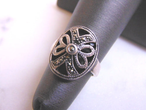 Women's Vintage Estate Sterling Silver Ring 4.1g E3615