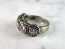 Load image into Gallery viewer, Womens Vintage Estate Sterling Silver Modernist CZ Ring 6g E3621