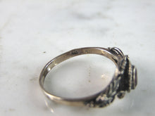 Load image into Gallery viewer, Womens Vintage Estate Sterling Silver Modernist Ring 2.1g E3659