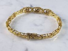 Load image into Gallery viewer, Womens Vintage Estate 18K Yellow Gold Bracelet, 16.0g E3730