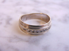 Load image into Gallery viewer, Women&#39;s Vintage Estate 14K White Gold Diamond Ring, 4.7g E3850