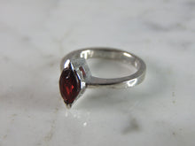 Load image into Gallery viewer, Womens Sterling Silver Ring w/ Garnet Colored Stone 2.6g E5314