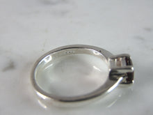 Load image into Gallery viewer, Womens Sterling Silver Ring w/ Garnet Colored Stone 3.9g E5325