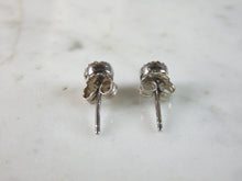 Load image into Gallery viewer, Womens Vintage Estate Sterling Silver CZ Stud Earrings 1.2g E5358