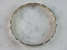 Load image into Gallery viewer, Womens Vintage Estate Sterling Silver Modernist Bangle Bracelet 17g E5499