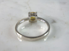 Load image into Gallery viewer, Womens Sterling Silver Ring w/ Golden Beryl Colored Stone 2.6g E5794