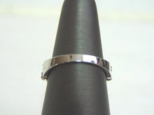 Load image into Gallery viewer, Women&#39;s 14K White Gold Diamond Braided Ring 3.9g E3513