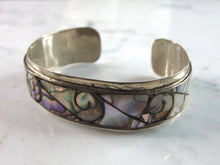 Load image into Gallery viewer, Womens Vintage Estate Sterling Silver MOP Cuff Bracelet 22.7g E6016