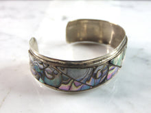 Load image into Gallery viewer, Womens Vintage Estate Sterling Silver MOP Cuff Bracelet 22.7g E6016