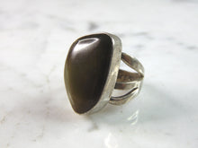 Load image into Gallery viewer, Womens Vintage Estate Sterling Silver Ancient Echos Ring 10.7g E6027