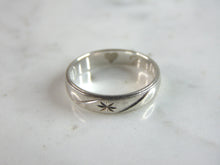 Load image into Gallery viewer, Womens Vintage Estate Sterling Silver Modernist Ring 2.2g E6057