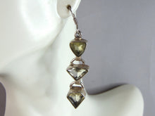 Load image into Gallery viewer, Womens Vintage Estate Sterling Silver Modernist Earrings 11.4g E6063