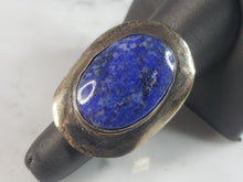 Load image into Gallery viewer, Womens Vintage Estate Sterling Silver Lapis Lazuli Stone Bass Southwestern Ring 14.0g E6157