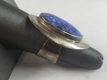 Load image into Gallery viewer, Womens Vintage Estate Sterling Silver Lapis Lazuli Stone Bass Southwestern Ring 14.0g E6157