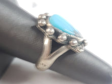 Load image into Gallery viewer, Womens Vintage Estate Sterling Silver Southwestern Turquoise Ring 10.1g E6165