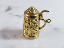 Load image into Gallery viewer, Womens Vintage Estate 14k Gold Beer Stein Pendant Charm Bracelet 4.3g E6190