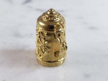 Load image into Gallery viewer, Womens Vintage Estate 14k Gold Beer Stein Pendant Charm Bracelet 4.3g E6190