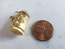 Load image into Gallery viewer, Womens Vintage Estate 14k Gold Beer Stein Pendant Charm Bracelet 4.3g E6190