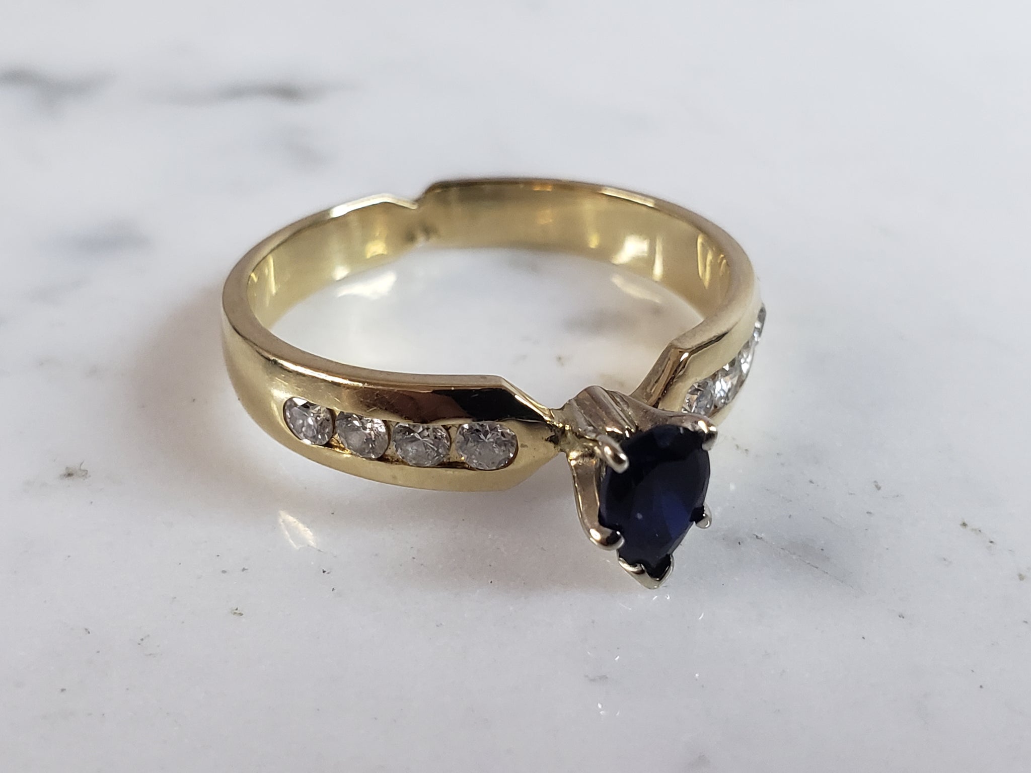 Womens Vintage Estate outlet 14K Yellow Gold