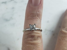 Load image into Gallery viewer, Womens Vintage Estate 14k White Gold Diamond Engagement Ring 2.1g  #E6211