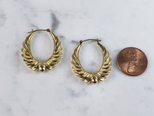 Load image into Gallery viewer, Womens Vintage Estate 14K Yellow Gold Earrings 2.7g E6232