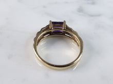 Load image into Gallery viewer, Womens Vintage Estate 10K Yellow Gold Amethyst Ring 2.8g E6244