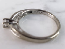 Load image into Gallery viewer, Womens Vintage Estate 10K White Gold Ring Diamond Ring, 2.2g, E6259