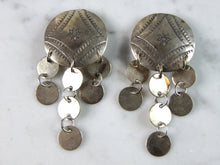 Load image into Gallery viewer, Womens Vintage Estate Sterling Silver Southwestern Clip On Earrings 10.4g E6311