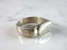 Load image into Gallery viewer, Mens Vintage Estate Sterling Silver Modernist Ring 10.4g E6320