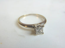 Load image into Gallery viewer, Womens Vintage Estate 14K White Gold .50cts Diamond Ring, 2.0g E704