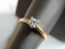 Load image into Gallery viewer, Womens Vintage Estate 14k Gold Diamond Engagement Ring 3.1g E729