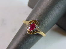 Load image into Gallery viewer, Womens Vintage Estate 10K Yellow Gold Diamond &amp; Ruby Ring 2.2g E776