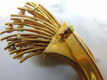 Load image into Gallery viewer, Women Vintage Estate 18k Gold Brooch 19.9g E801