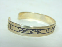 Load image into Gallery viewer, Vintage Estate Sterling Silver Southwestern Cuff Bracelet 22.2g E813